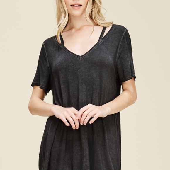 PAPERMOON ‘Melanie Oil-Washed Top’ - Picture 2 of 4